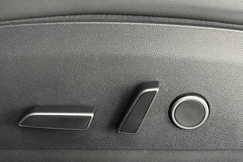 Tesla Model 3 din 2022 cu 82.000 km - oferta TES177608 - foto 18