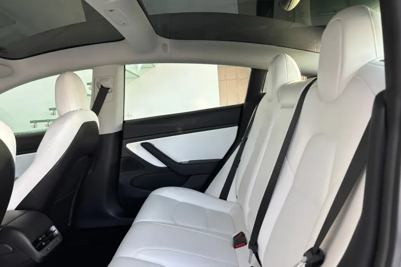 Tesla Model 3 din 2020 cu 136.000 km - oferta TES177609 - foto 18