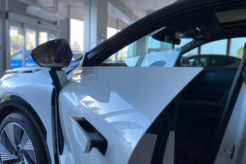 Lynk&Co 08 din 2025 cu 3 km - oferta LYN177614 - foto 9