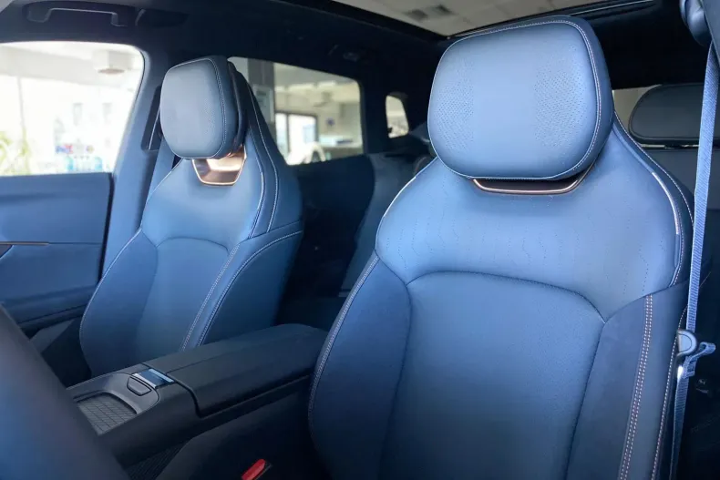 Lynk&Co 08 din 2025 cu 3 km - oferta LYN177614 - foto 12