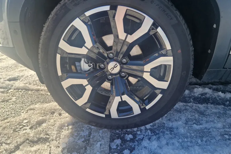 Dacia Bigster din 2025 cu 2.159 km - oferta DAC177615 - foto 4