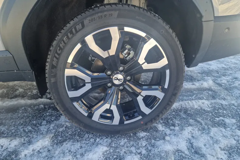 Dacia Bigster din 2025 cu 2.159 km - oferta DAC177615 - foto 10