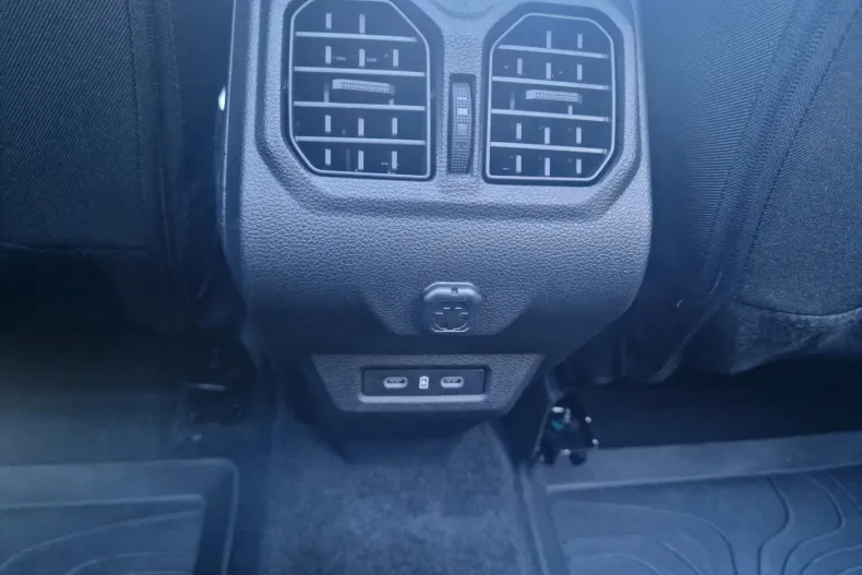 Dacia Bigster din 2025 cu 2.159 km - oferta DAC177615 - foto 27