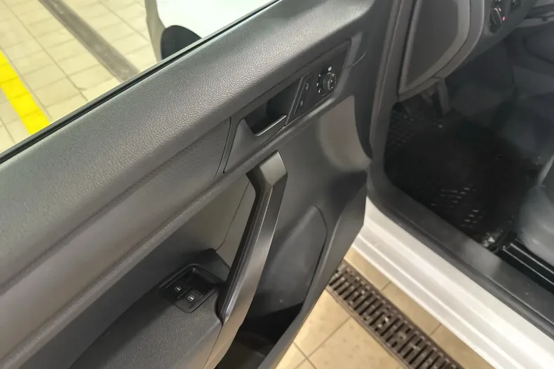 Volkswagen Caddy din 2020 cu 92.400 km - oferta VOL177616 - foto 11