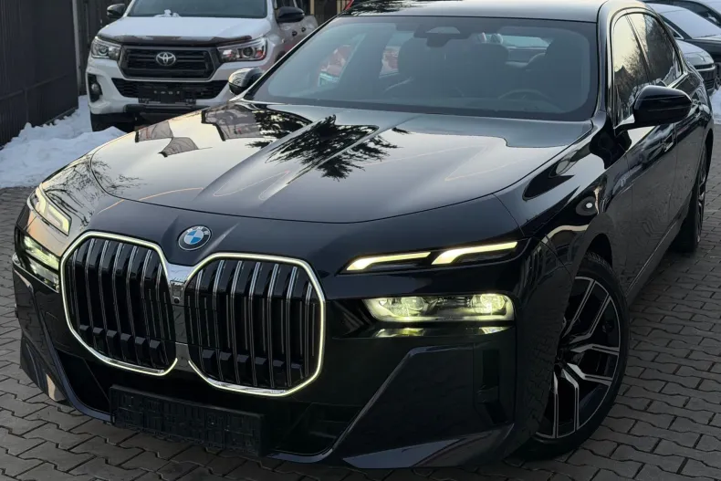 BMW Seria 7 din 2024 cu 29.271 km - oferta BMW177618 - foto 1