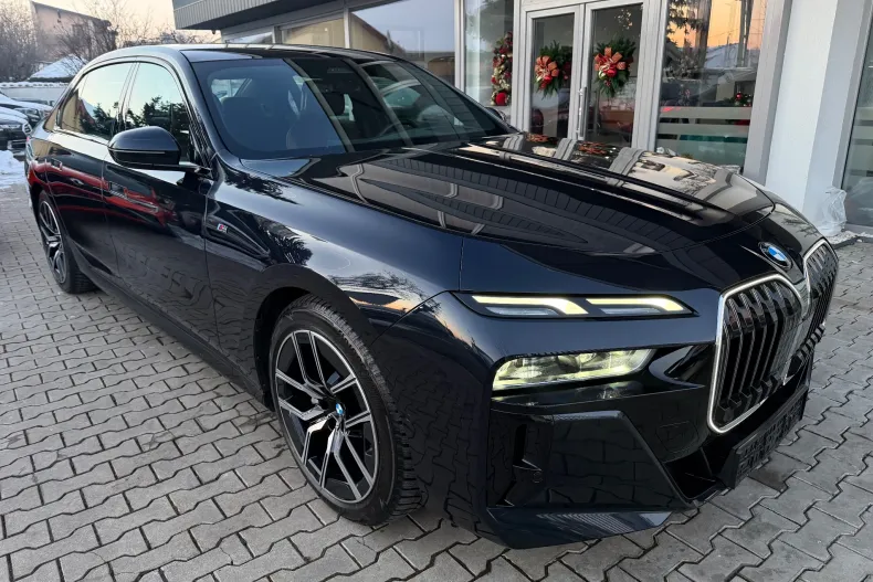 BMW Seria 7 din 2024 cu 29.271 km - oferta BMW177618 - foto 7