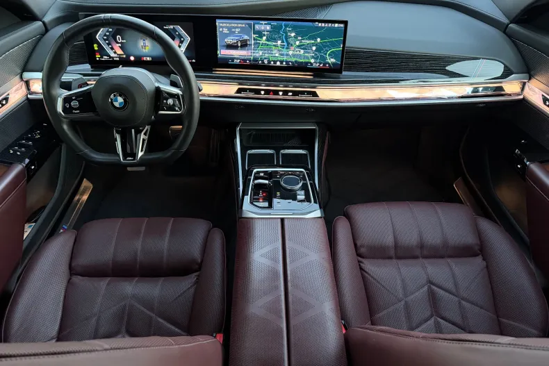 BMW Seria 7 din 2024 cu 29.271 km - oferta BMW177618 - foto 10