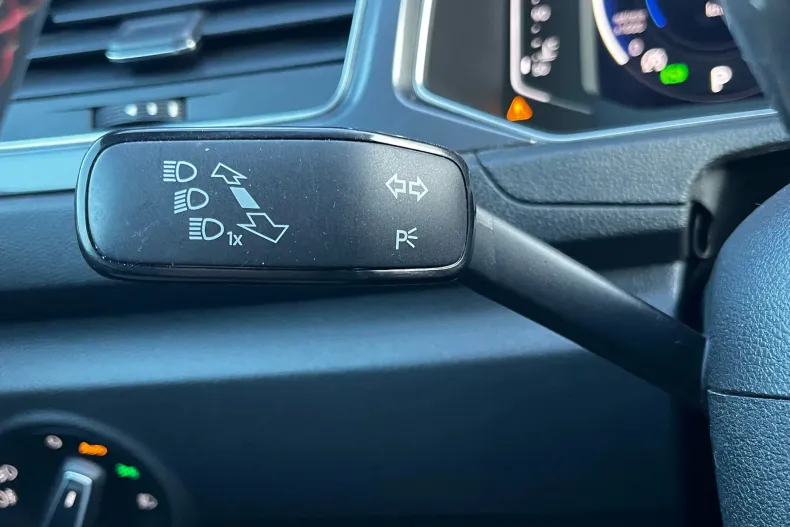 Volkswagen T-Roc din 2021 cu 82.687 km - oferta VOL177624 - foto 17