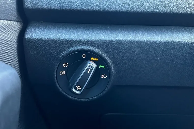 Volkswagen T-Roc din 2021 cu 82.687 km - oferta VOL177624 - foto 19