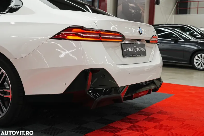 BMW Seria 5 din 2025 cu 28.000 km - oferta BMW177631 - foto 17