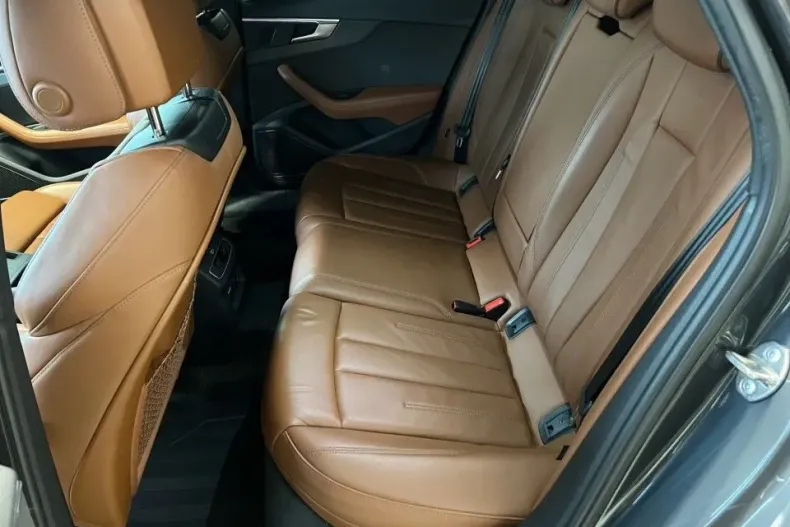 Audi A4 din 2022 cu 56.935 km - oferta AUD177640 - foto 16