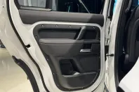 Land Rover Defender din 2024 cu 27.500 km - oferta LAN177643 - foto 32