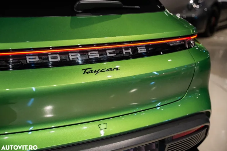 Porsche Taycan din 2021 cu 88.500 km - oferta POR177644 - foto 17