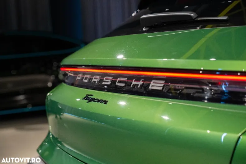 Porsche Taycan din 2021 cu 88.500 km - oferta POR177644 - foto 19