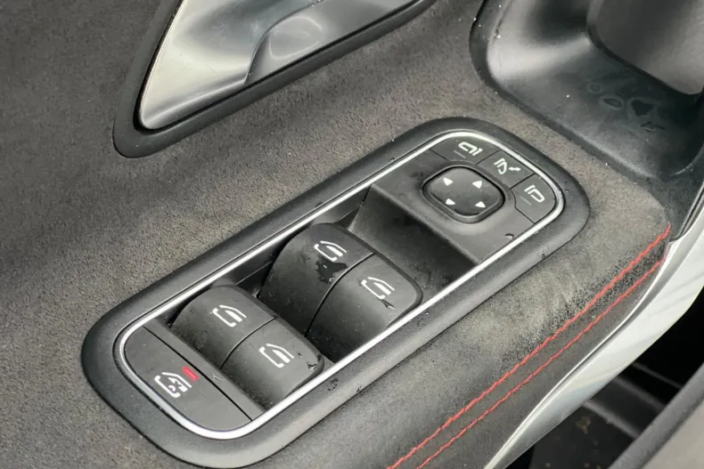 Mercedes-Benz CLA (Clasa CLA) din 2023 cu 105.000 km - oferta MER177647 - foto 11