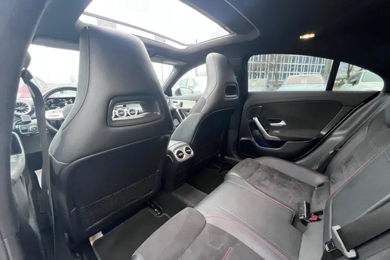 Mercedes-Benz CLA (Clasa CLA) din 2023 cu 105.000 km - oferta MER177647 - foto 14