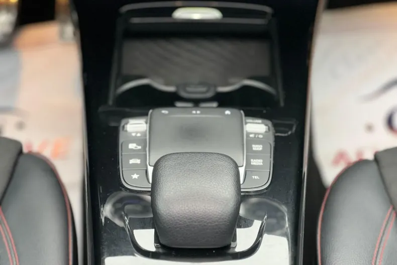 Mercedes-Benz CLA (Clasa CLA) din 2023 cu 105.000 km - oferta MER177647 - foto 16