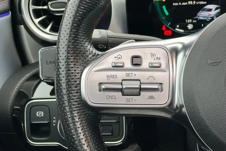 Mercedes-Benz CLA (Clasa CLA) din 2023 cu 105.000 km - oferta MER177647 - foto 23