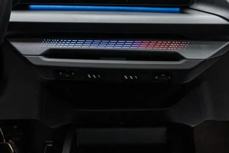 BMW Seria 1 din 2024 cu 15.000 km - oferta BMW177658 - foto 4