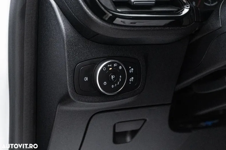 Ford Fiesta din 2022 cu 50.000 km - oferta FOR177659 - foto 26