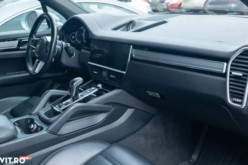 Porsche Cayenne din 2021 cu 95.542 km - oferta POR177666 - foto 5