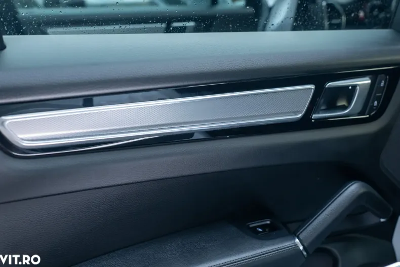 Porsche Cayenne din 2021 cu 95.542 km - oferta POR177666 - foto 32