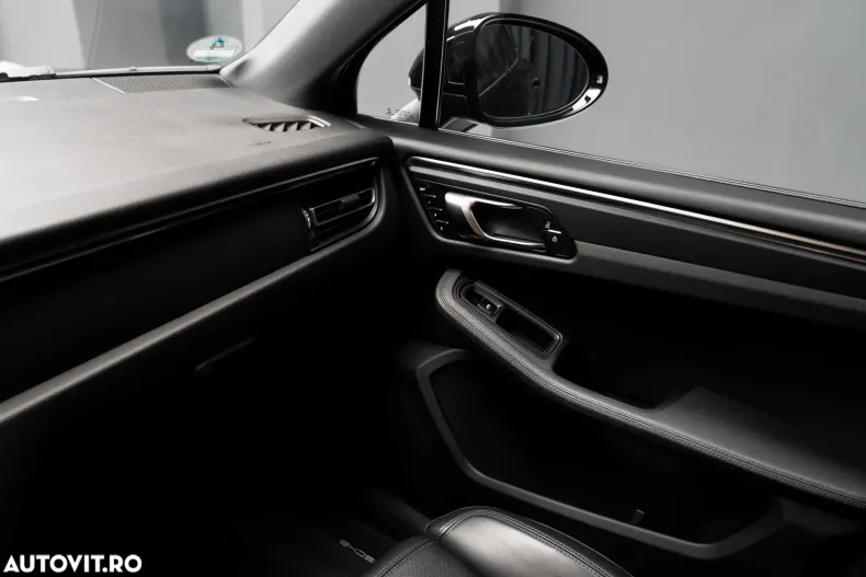 Porsche Macan din 2020 cu 55.500 km - oferta POR177669 - foto 20