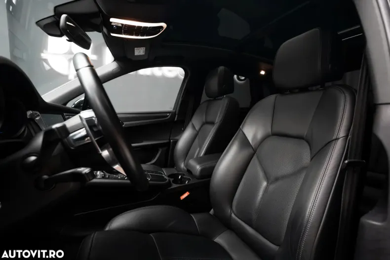 Porsche Macan din 2020 cu 55.500 km - oferta POR177669 - foto 24