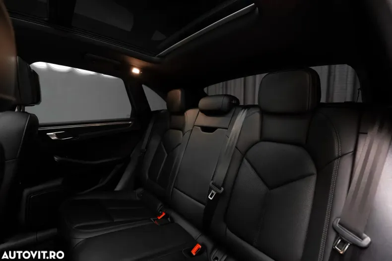 Porsche Macan din 2020 cu 55.500 km - oferta POR177669 - foto 26