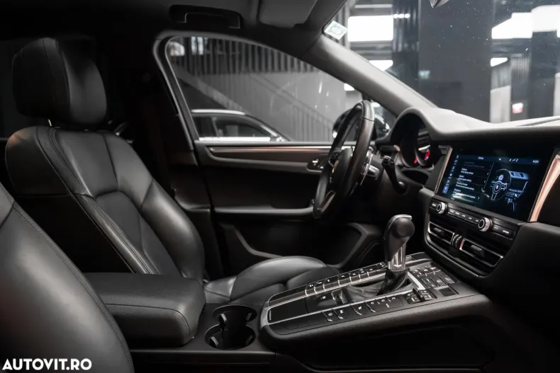 Porsche Macan din 2020 cu 55.500 km - oferta POR177669 - foto 33