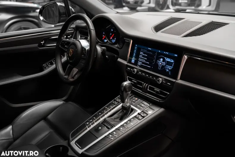 Porsche Macan din 2020 cu 55.500 km - oferta POR177669 - foto 34