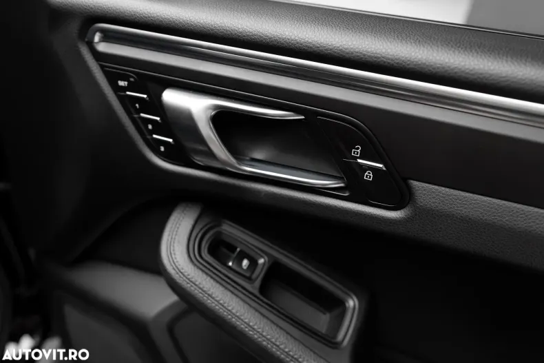Porsche Macan din 2020 cu 55.500 km - oferta POR177669 - foto 36