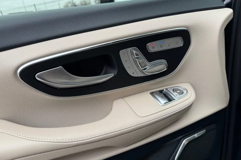 Mercedes-Benz V din 2024 cu 39.300 km - oferta MER177670 - foto 32