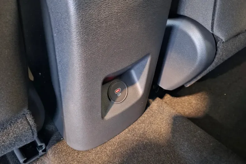 Kia Ceed din 2024 cu 6 km - oferta KIA177672 - foto 25