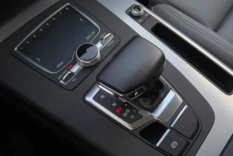 Audi Q5 din 2020 cu 116.750 km - oferta AUD177673 - foto 17