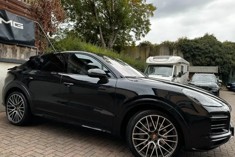 Porsche Cayenne Coupe din 2021 cu 74.000 km - oferta POR177678 - foto 6