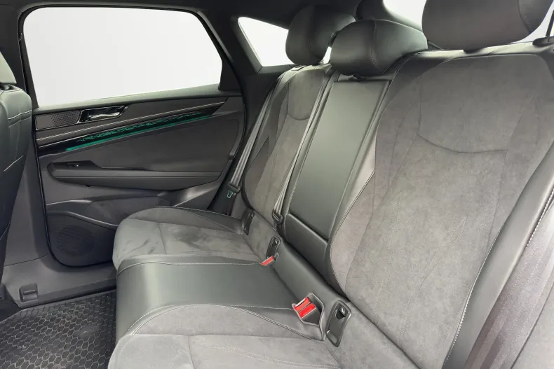 Volkswagen ID.7 din 2025 cu 3.000 km - oferta VOL177681 - foto 11