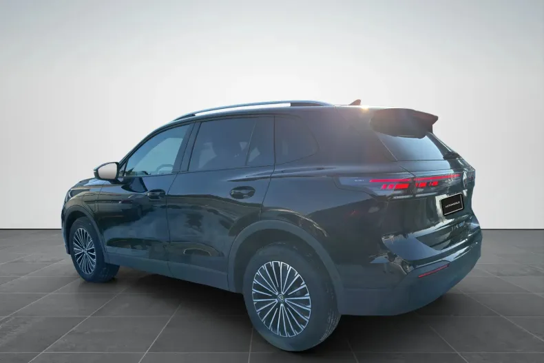 Volkswagen Tiguan din 2025 cu 5 km - oferta VOL177685 - foto 3