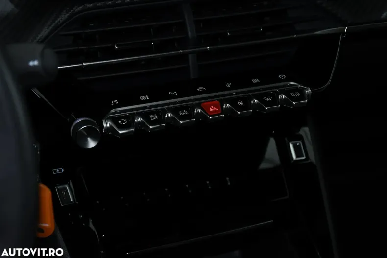 Peugeot 2008 din 2023 cu 96.000 km - oferta PEU177691 - foto 18