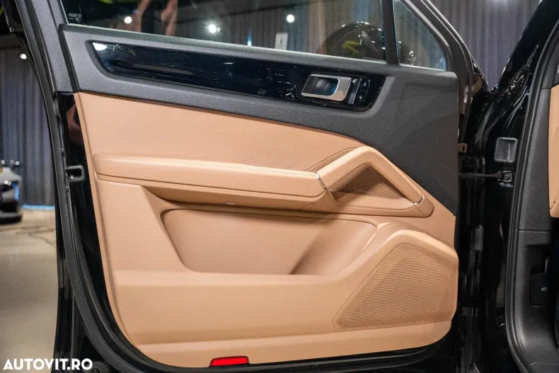 Porsche Cayenne Coupe din 2020 cu 55.000 km - oferta POR177694 - foto 22