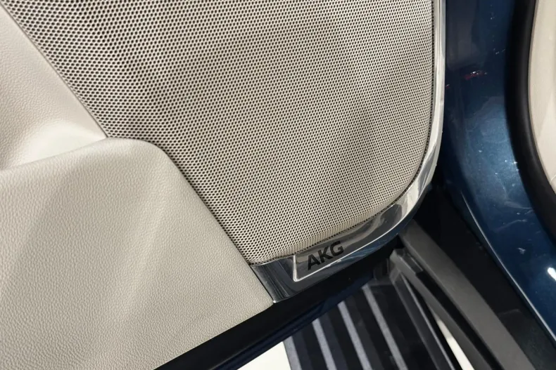 Cadillac Escalade din 2025 cu 40 km - oferta CAD177695 - foto 25