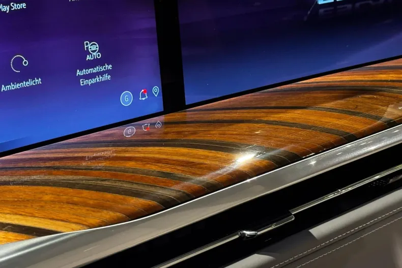 Cadillac Escalade din 2025 cu 40 km - oferta CAD177695 - foto 29