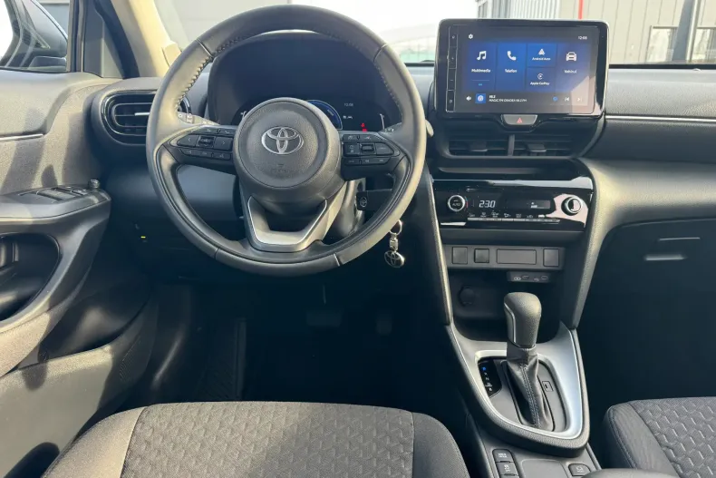 Toyota Yaris Cross din 2025 cu 3.050 km - oferta TOY177697 - foto 25