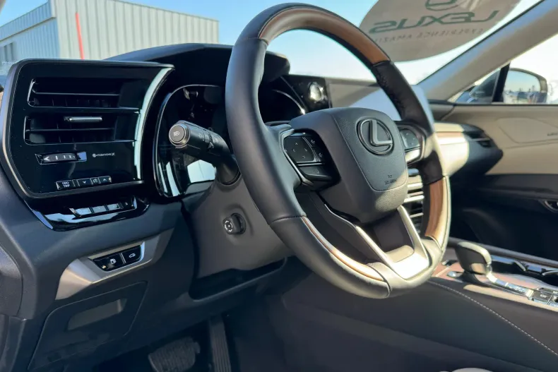 Lexus Seria RX din 2025 cu 7 km - oferta LEX177698 - foto 12