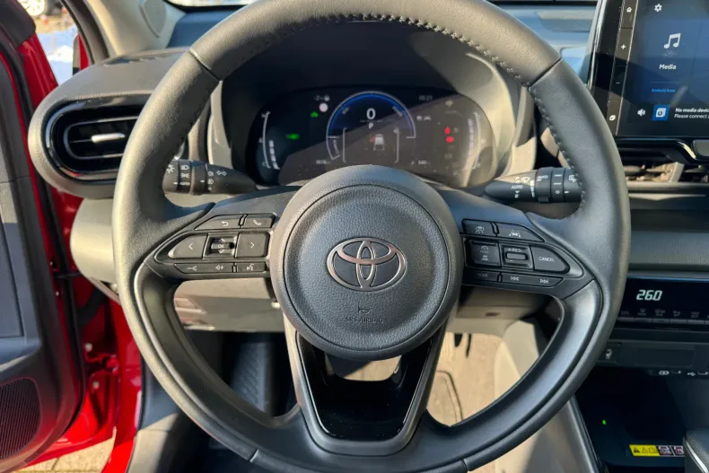 Toyota Yaris din 2025 cu 3.520 km - oferta TOY177699 - foto 14