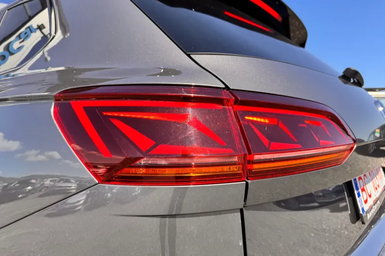 Volkswagen Touareg din 2021 cu 135.000 km - oferta VOL177706 - foto 8