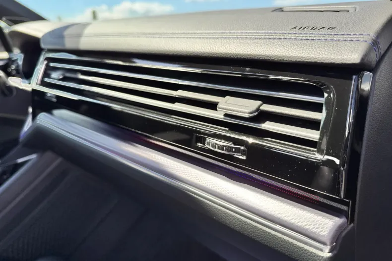 Volkswagen Touareg din 2021 cu 135.000 km - oferta VOL177706 - foto 26