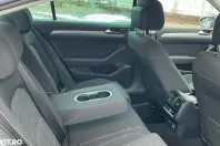 Volkswagen Passat din 2021 cu 64.634 km - oferta VOL177717 - foto 7