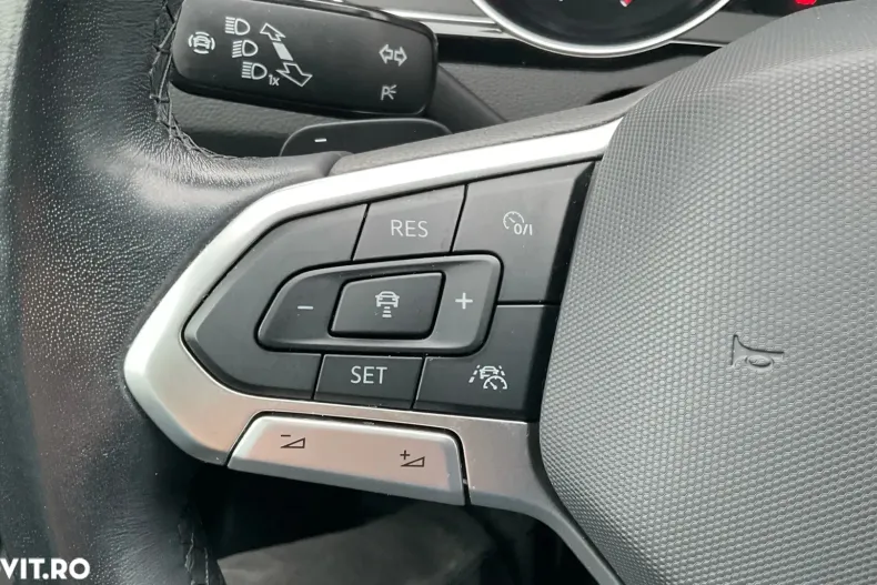 Volkswagen Passat din 2021 cu 64.634 km - oferta VOL177717 - foto 24