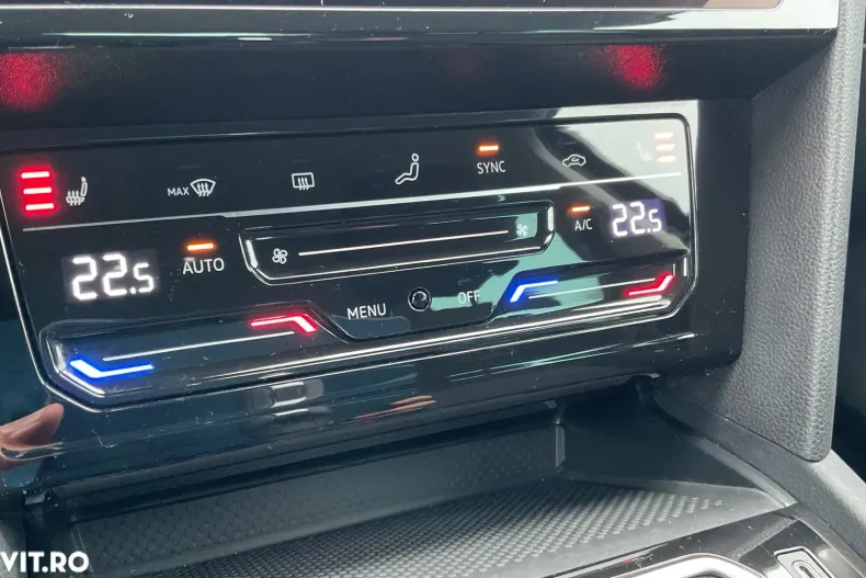 Volkswagen Passat din 2021 cu 64.634 km - oferta VOL177717 - foto 33